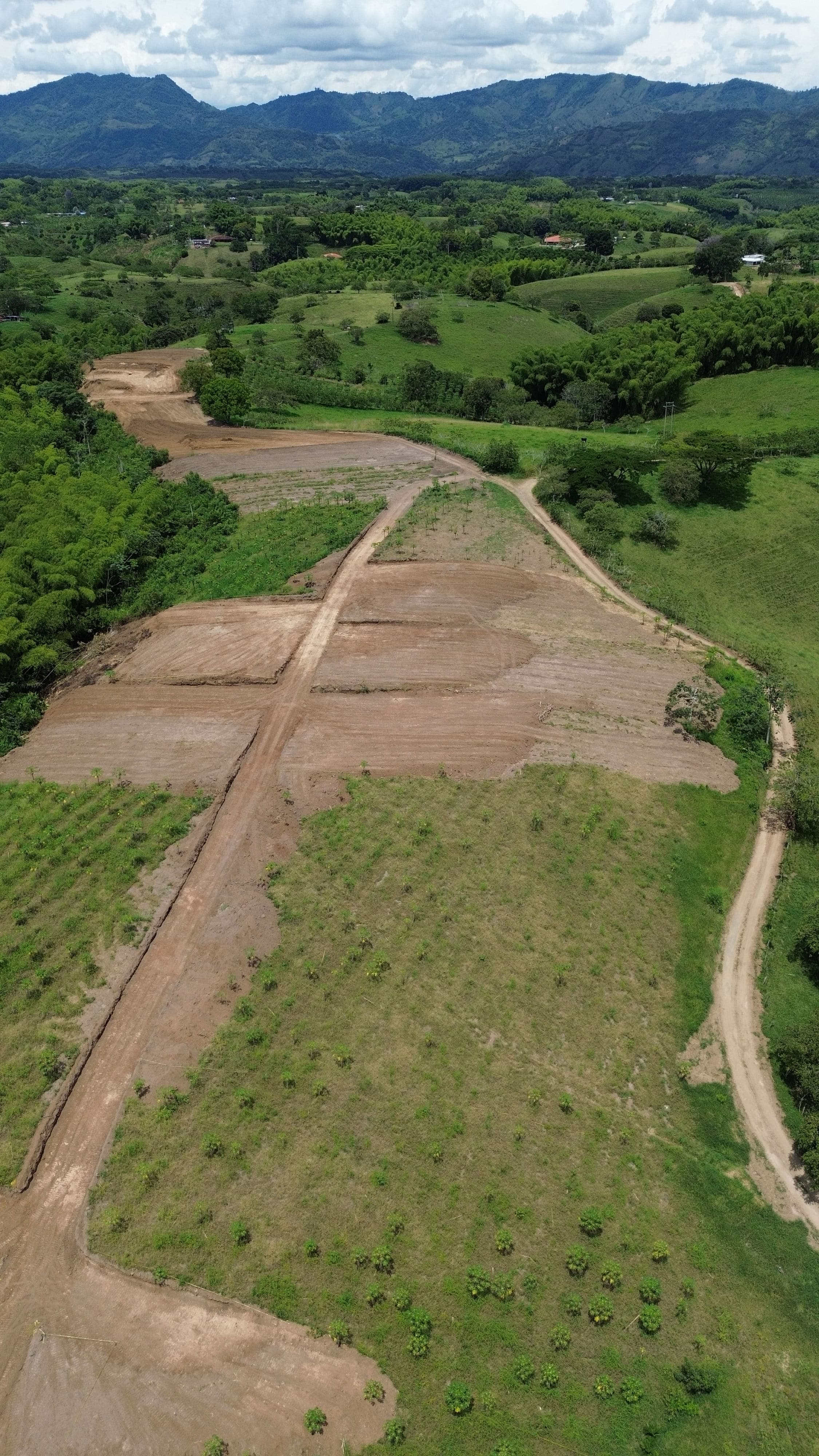 UCRANIA | PROYECTO CAMPESTRES EN QUIMBAYA QUINDIO