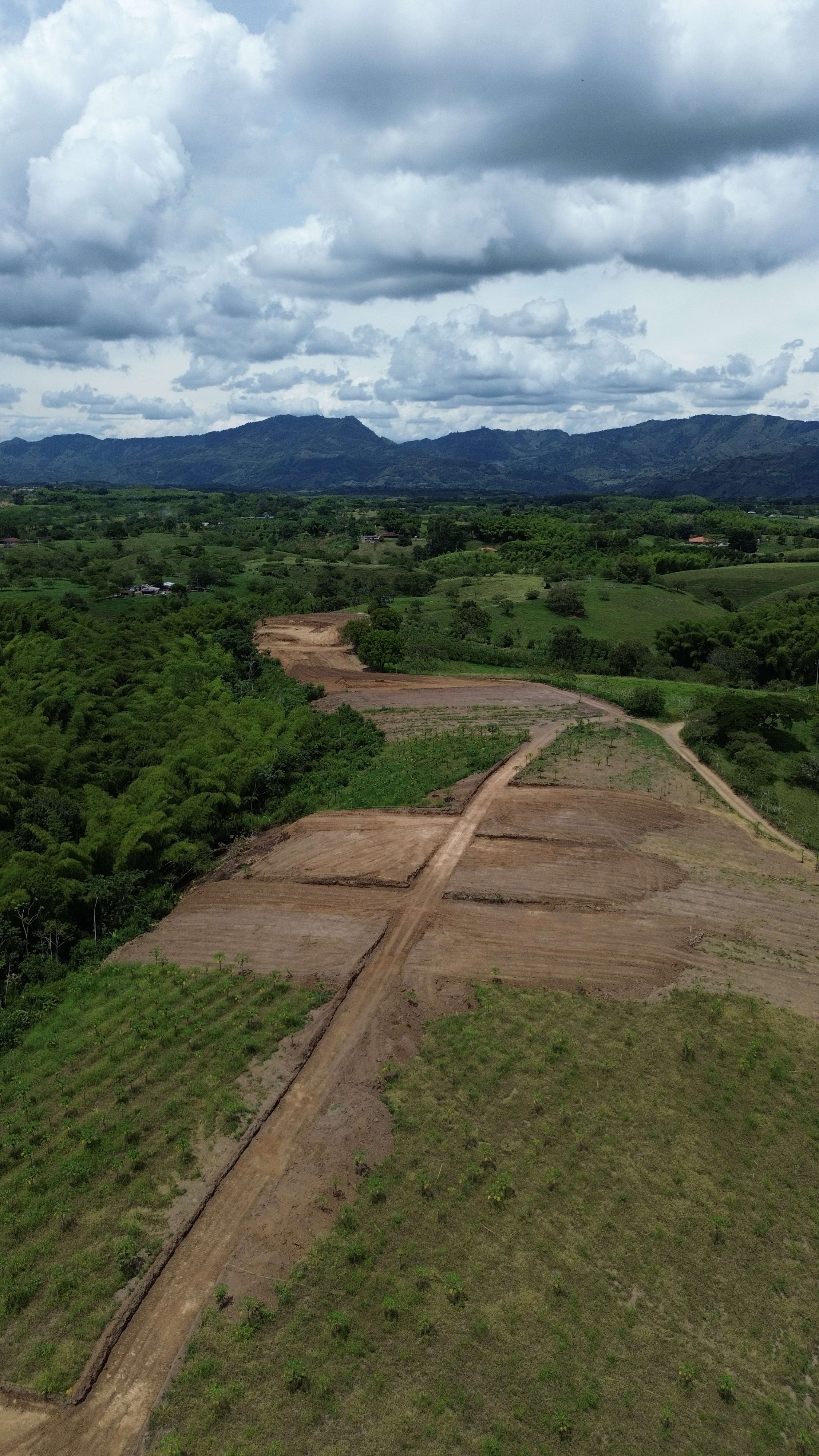 UCRANIA | PROYECTO CAMPESTRES EN QUIMBAYA QUINDIO