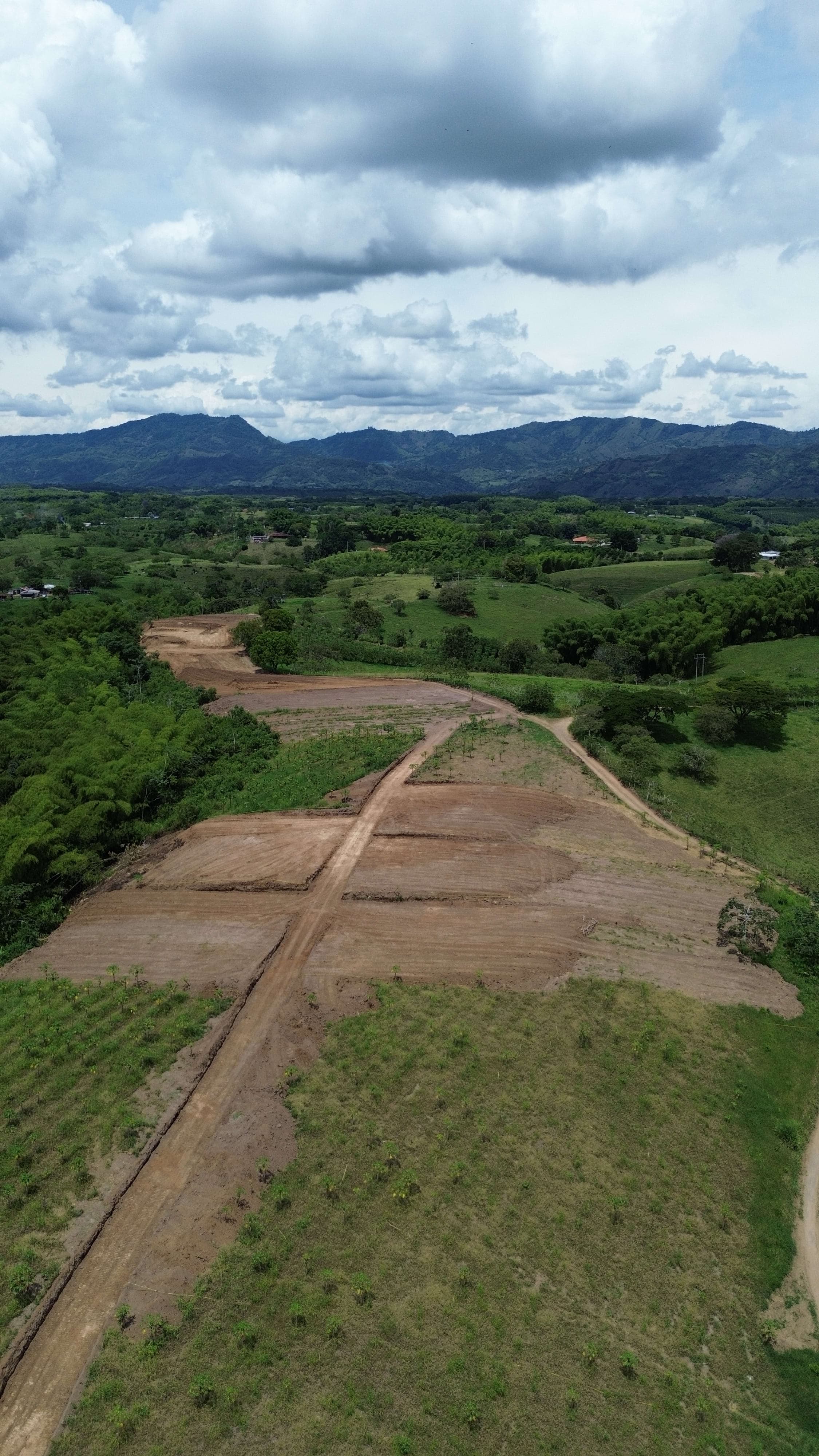 UCRANIA | PROYECTO CAMPESTRES EN QUIMBAYA QUINDIO