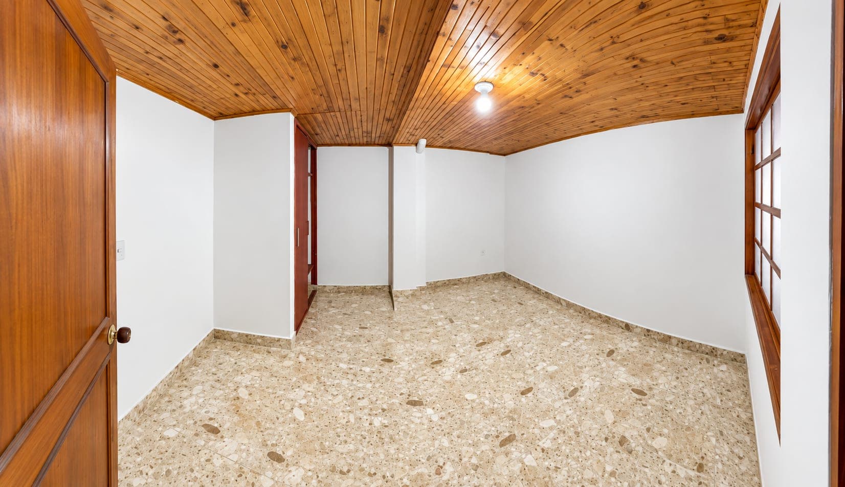 🏡 CASA CON DOBLE RENTA – EXCELENTE OPORTUNIDAD DE INVERSIÓN