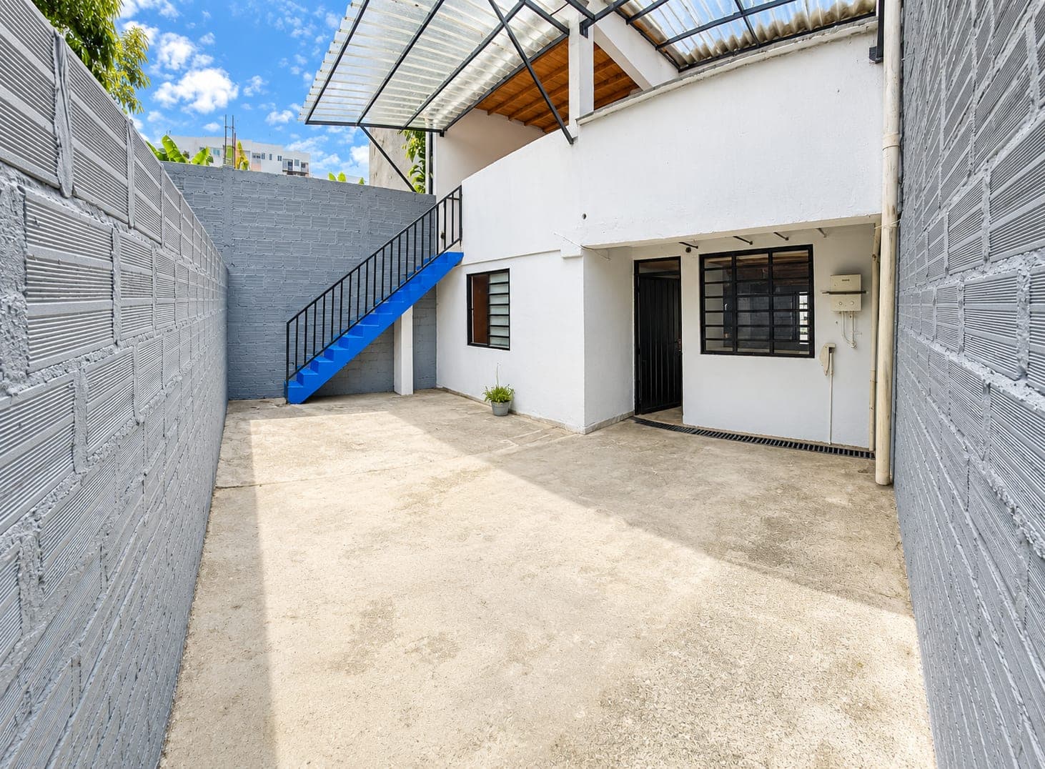 🏡 CASA CON DOBLE RENTA – EXCELENTE OPORTUNIDAD DE INVERSIÓN