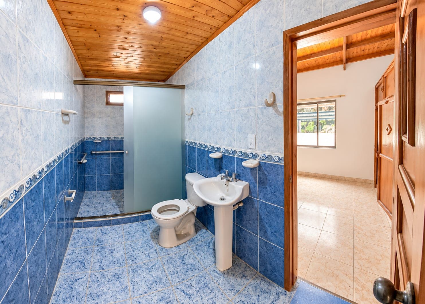 🏡 CASA CON DOBLE RENTA – EXCELENTE OPORTUNIDAD DE INVERSIÓN