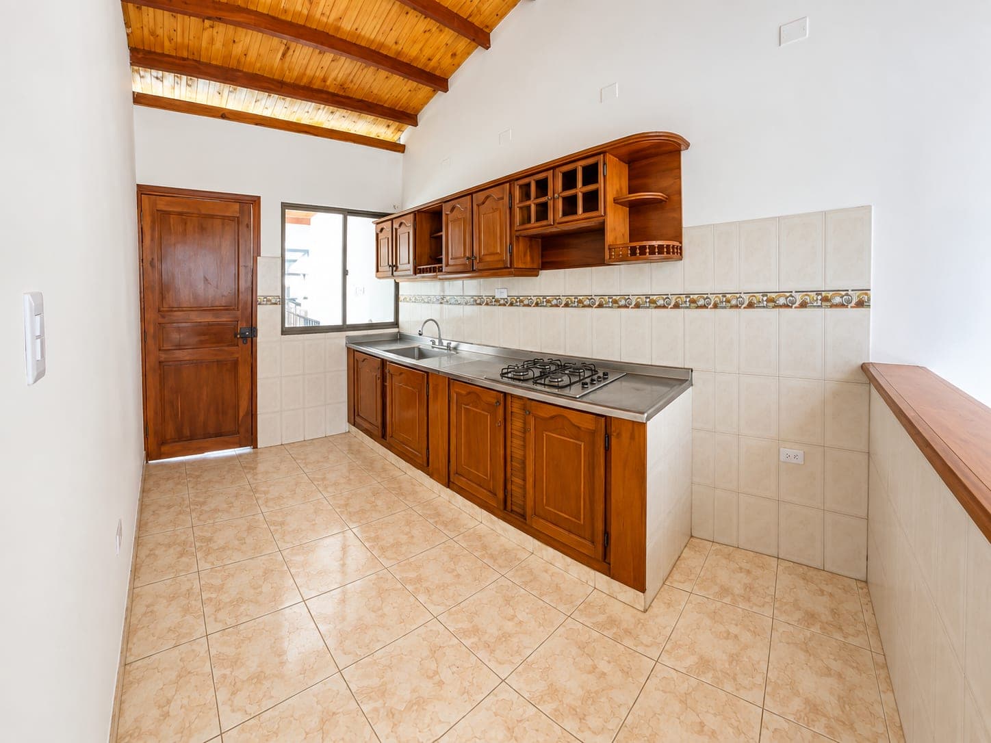 🏡 CASA CON DOBLE RENTA – EXCELENTE OPORTUNIDAD DE INVERSIÓN